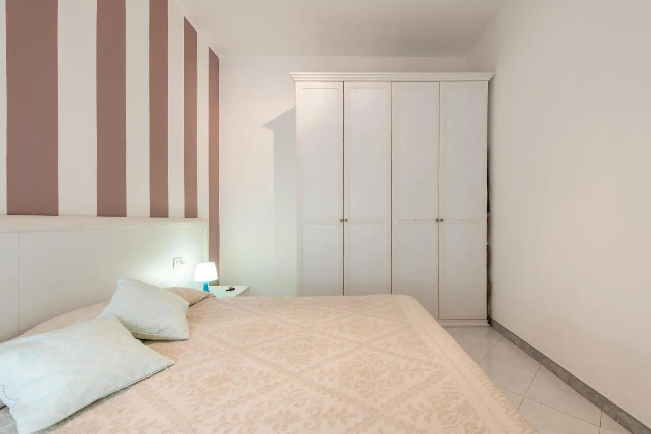 Bilocale Con Piscina A Villasimius Italy