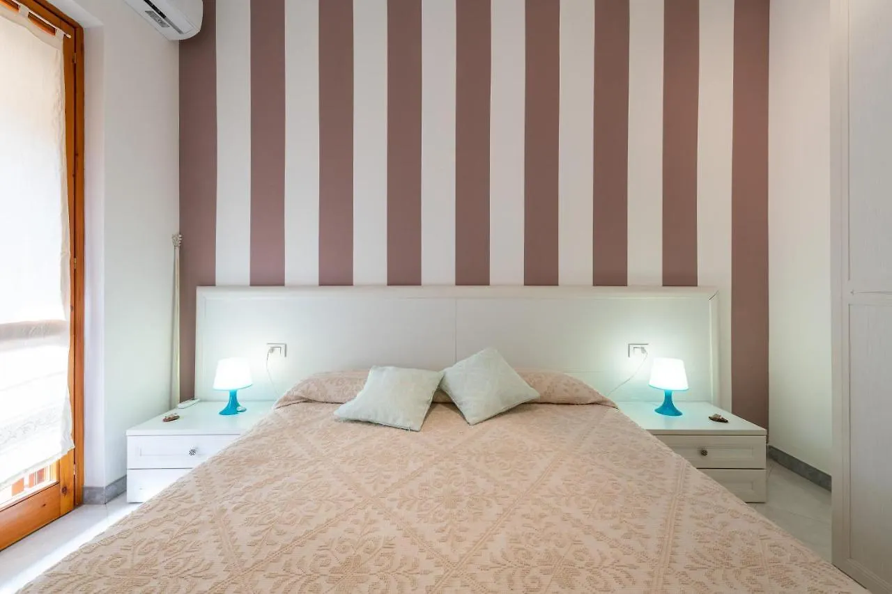 Apartment Bilocale Con Piscina A Villasimius Italy