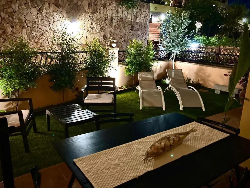 Bilocale Con Piscina A Villasimius 0*,